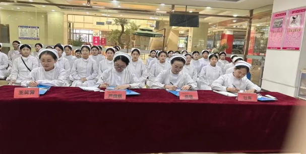 石家莊天使護(hù)士學(xué)校護(hù)理技能大比武 天使展風(fēng)采