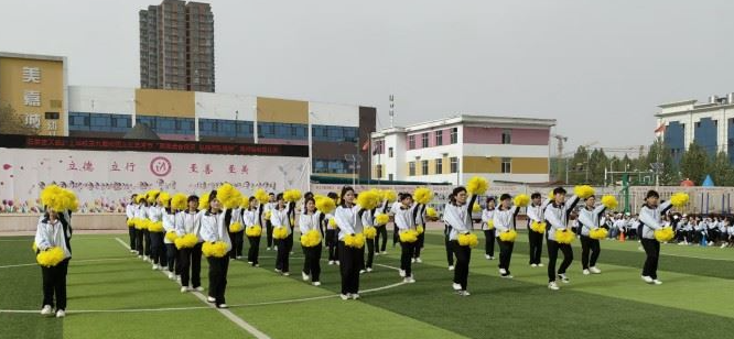 石家莊天使護士學校課間啦啦操決賽進行時