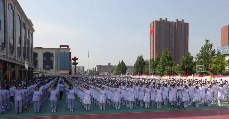 石家莊天使護士學校舉辦護士節系列活動